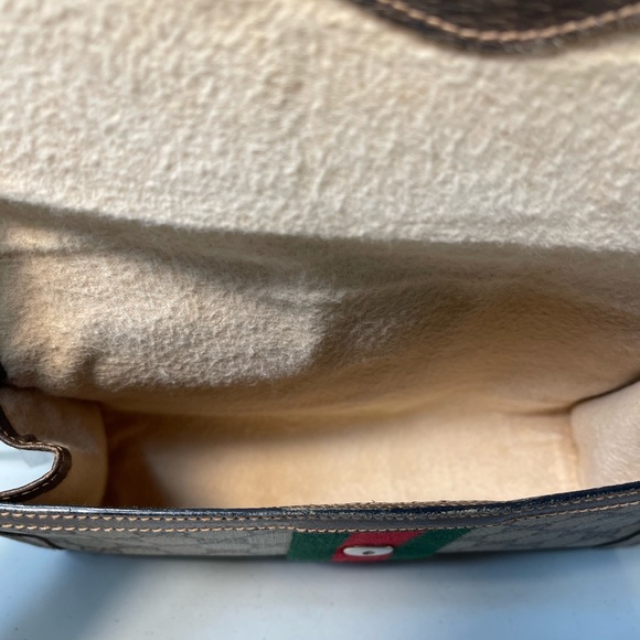 💕GUCCI  Sherry line Vintage Clutch Bag💕 - Picture 9 of 16
